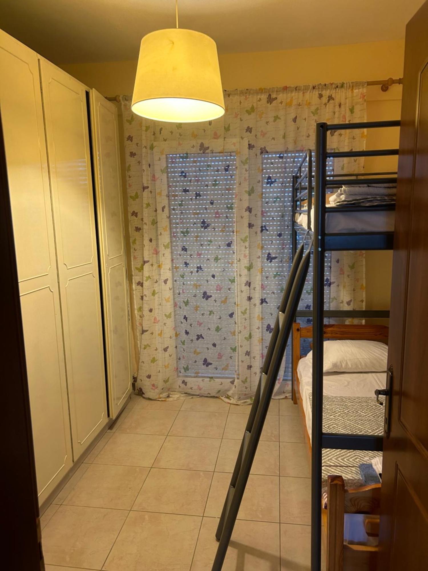 Apartment Iliana House Néoi Epivátai