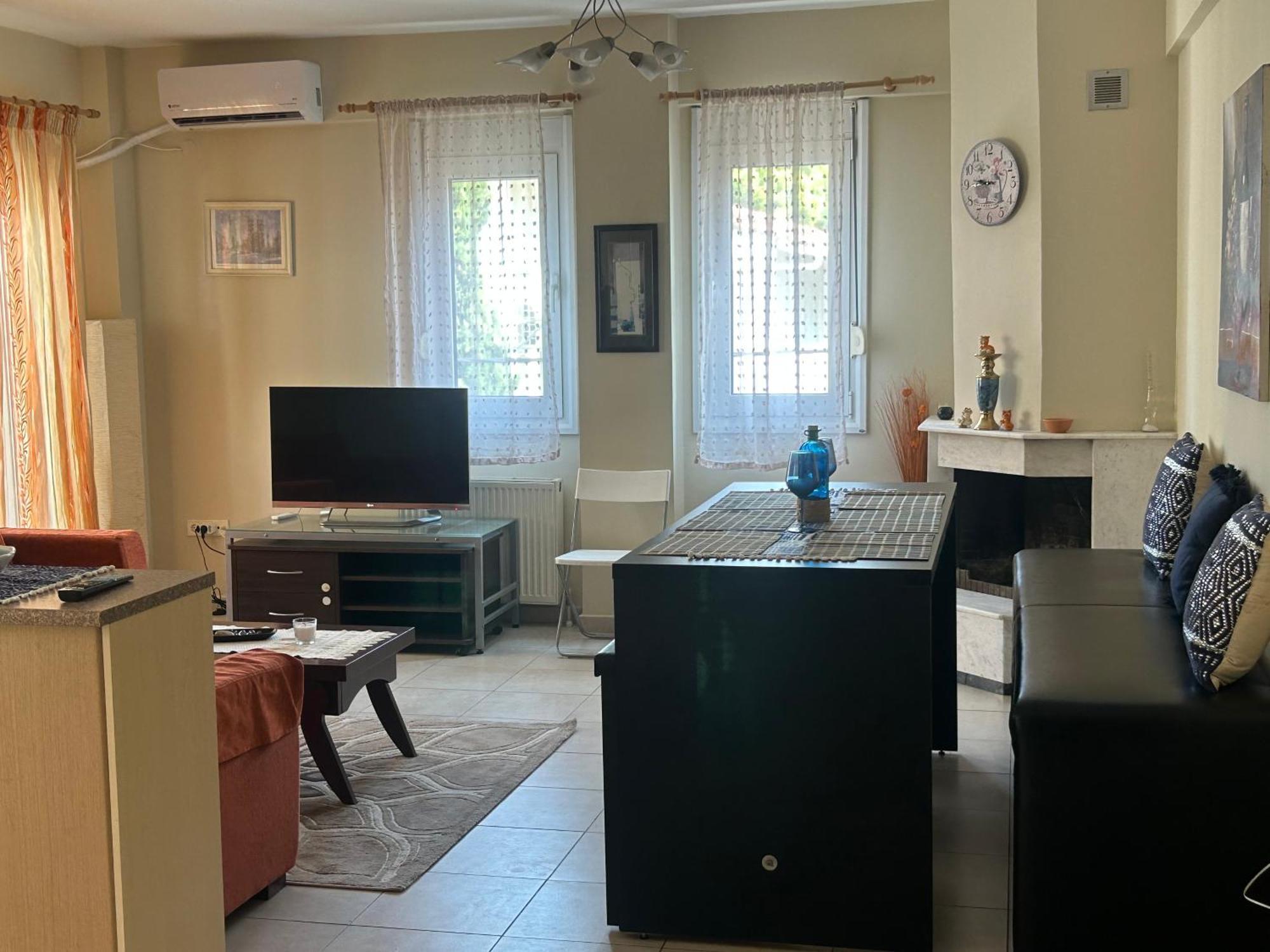Iliana House *